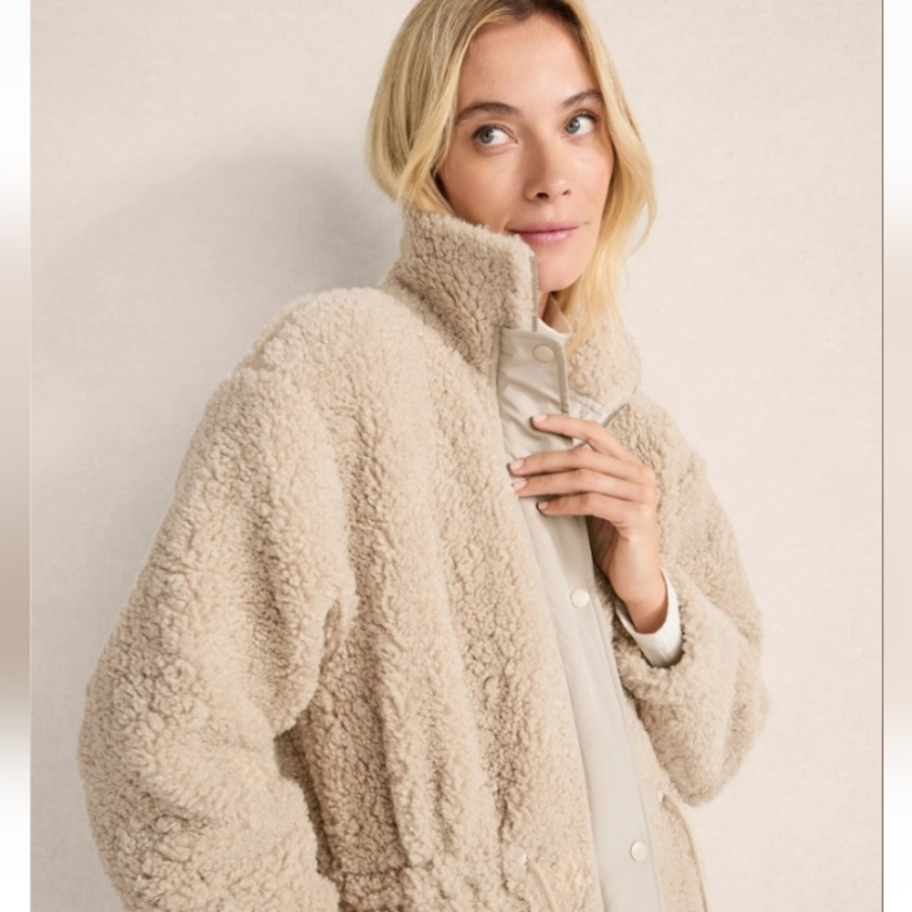 Cozy Cream Teddy Jacket - Picture 4 of 12